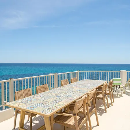 Stunning Panoramic Sea View