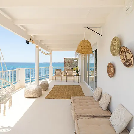 Stunning Panoramic Sea View
